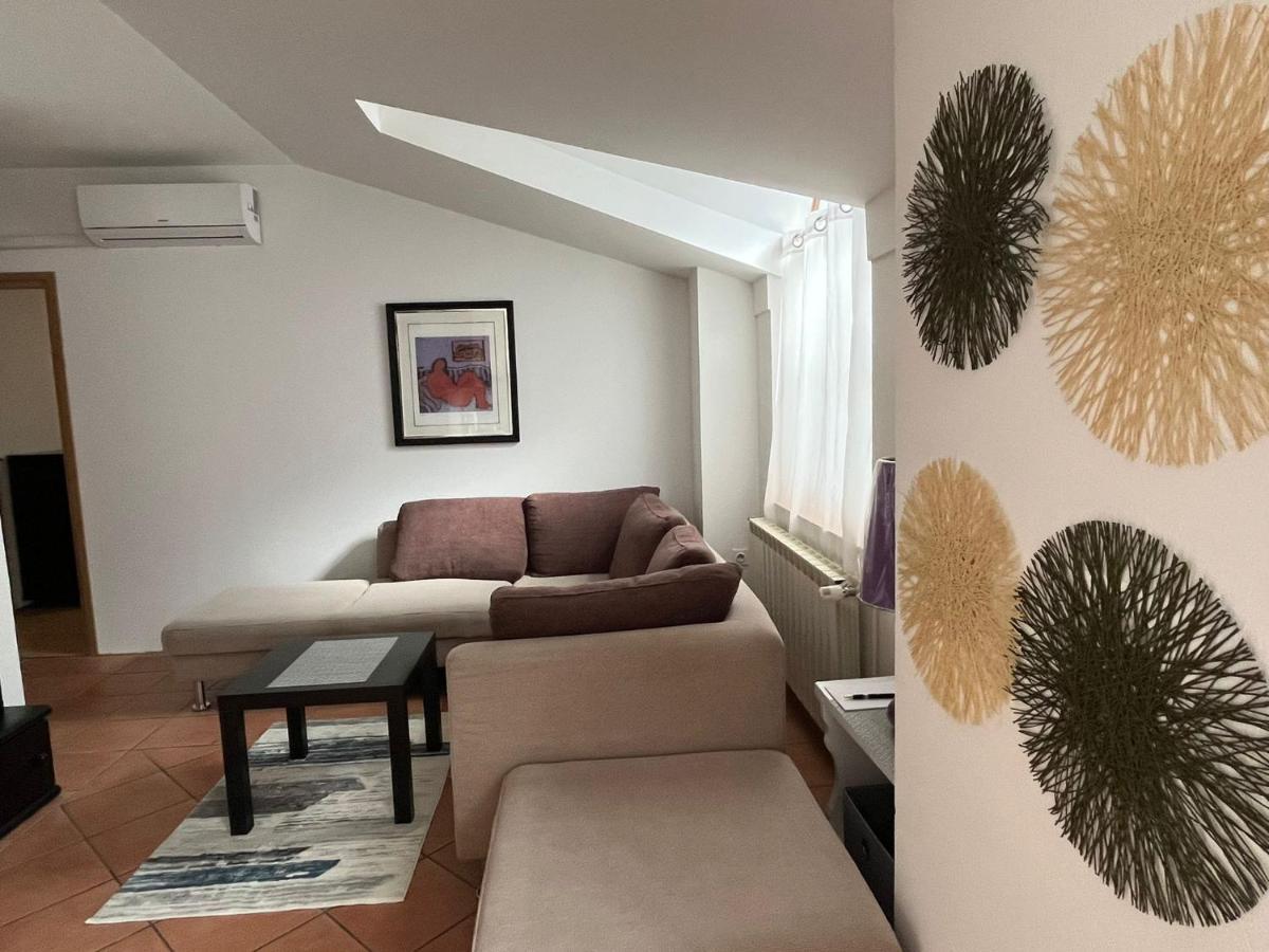 Retro Apartments Bjelovar Ngoại thất bức ảnh