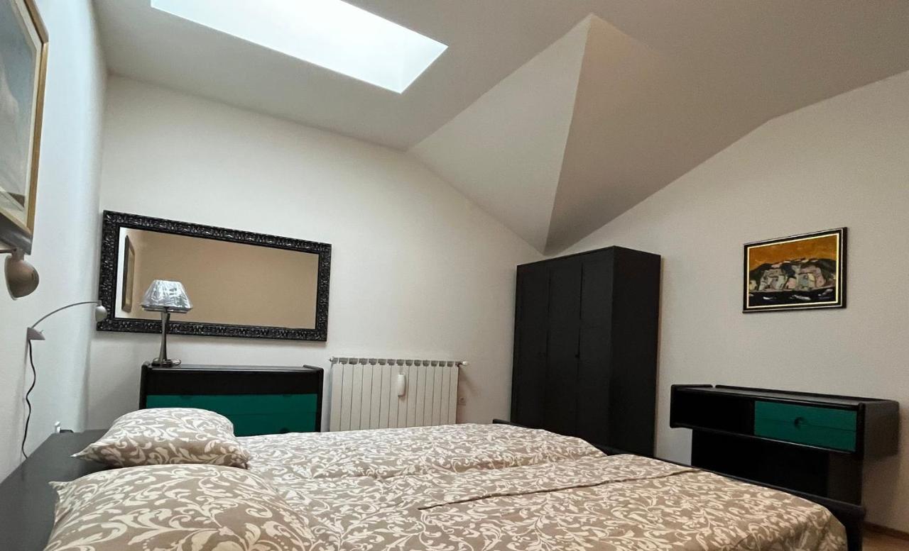 Retro Apartments Bjelovar Ngoại thất bức ảnh