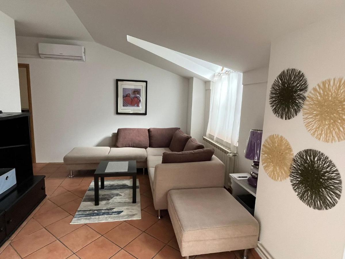 Retro Apartments Bjelovar Ngoại thất bức ảnh